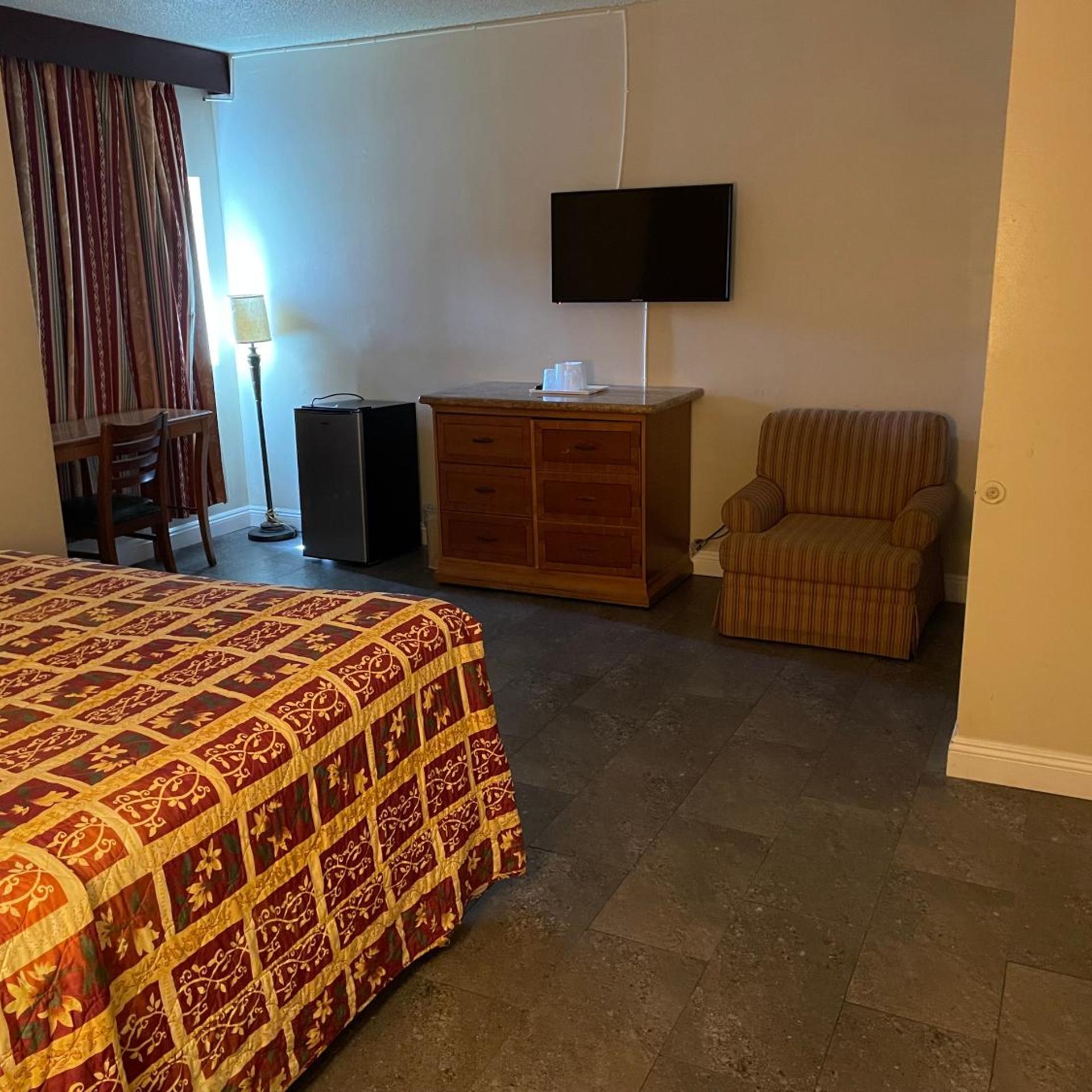 Grand Inn 27/38