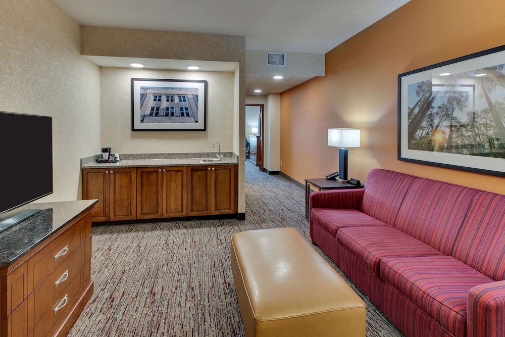 Drury Inn and Suites Meridian 6/50