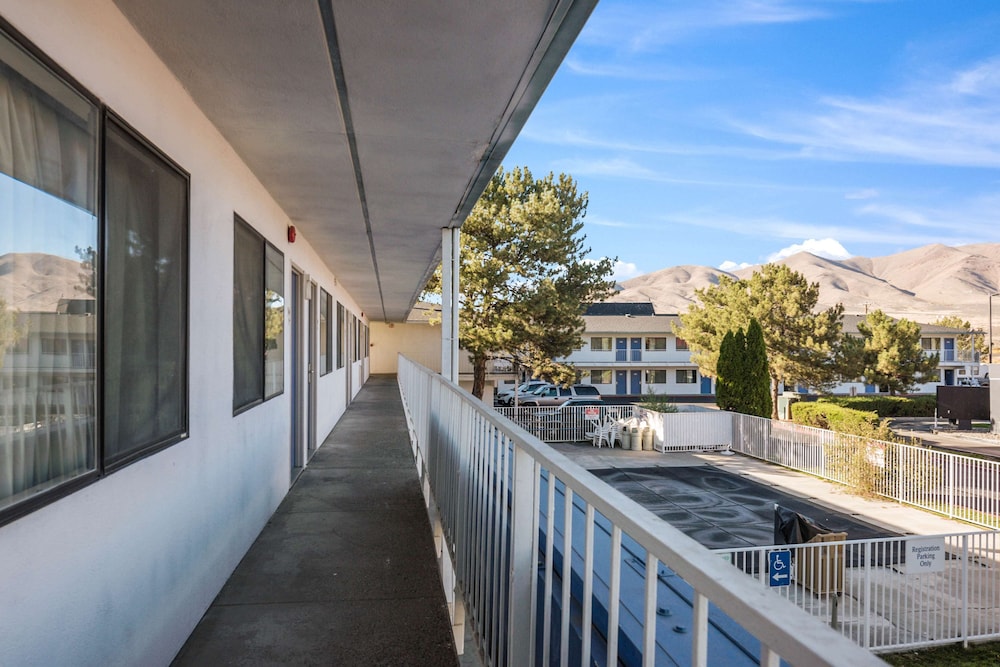 Motel6 Winnemucca, NV 3/60