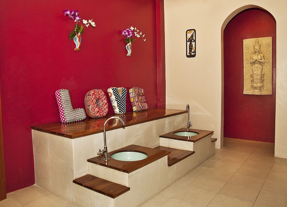 Friendship Beach Resort Atmanjai Wellness Spa 12/70