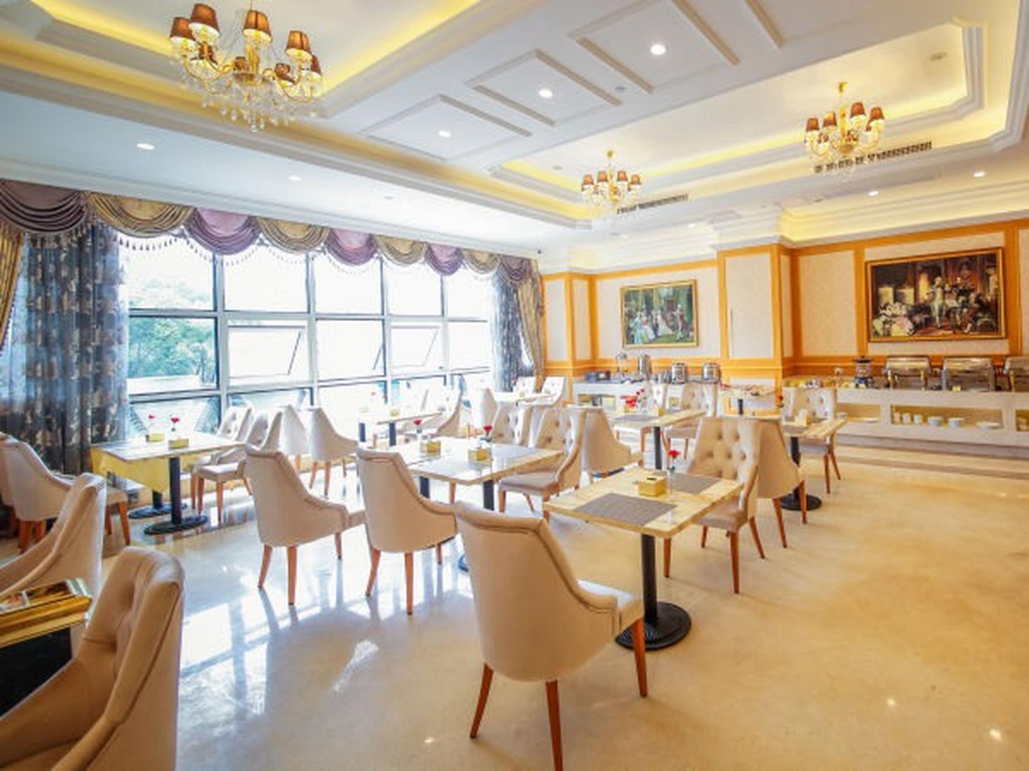 Vienna International Hotel Huhan Jiedaokou 20/31