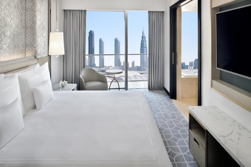 SUPERIOR, KING BED, CITY VIEW