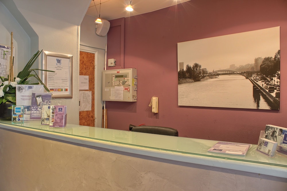 Lobby at Timhotel Boulogne Rives De Seine, BOULOGNE BILLANCOURT