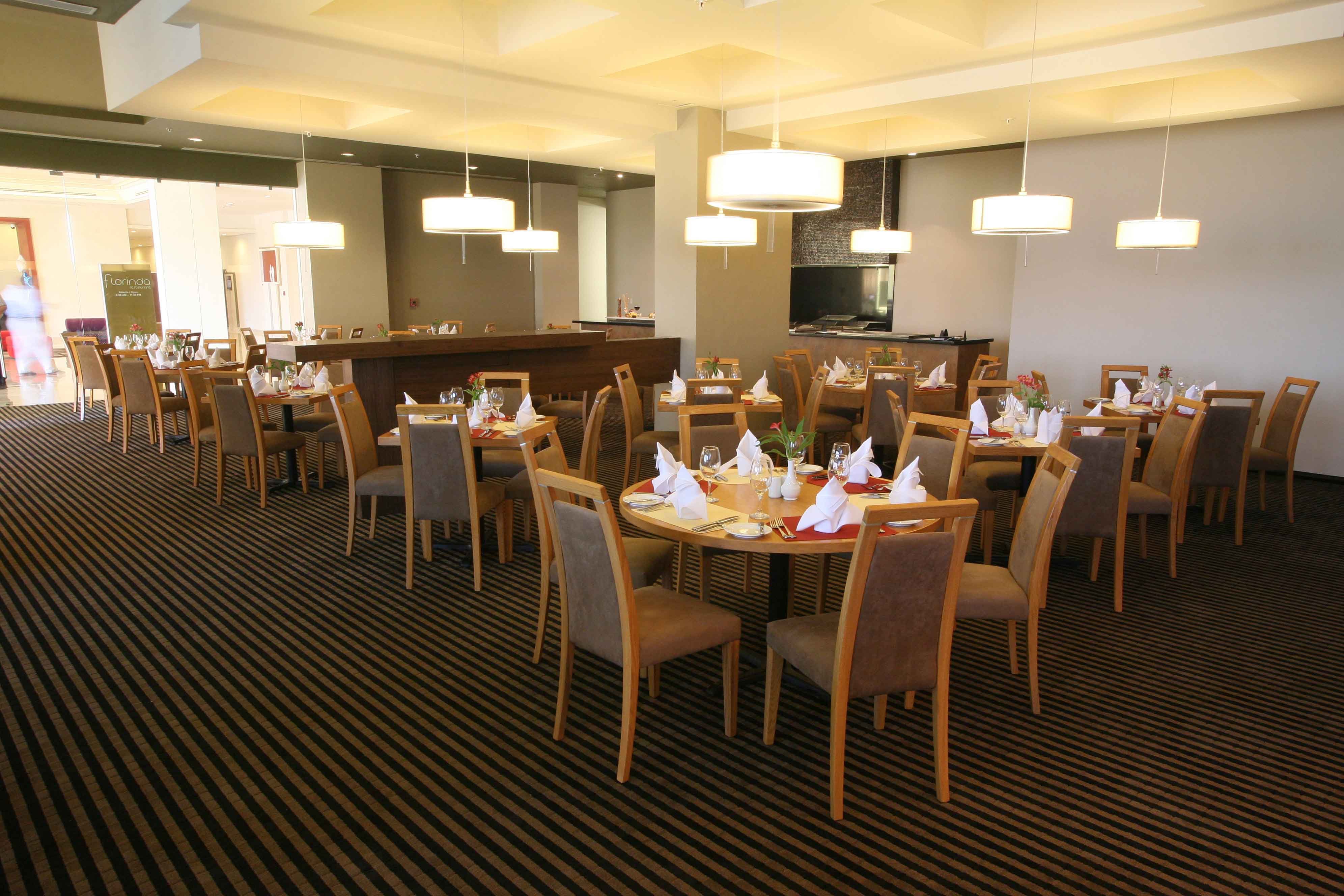 CROWNE PLAZA MONTERREY AEROPUERTO 58/75