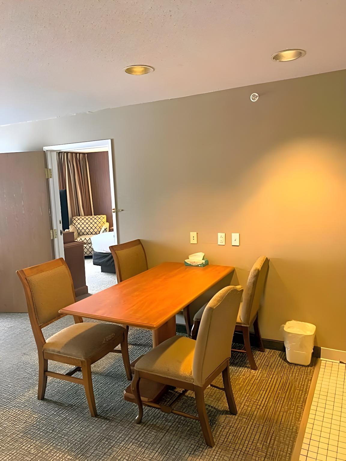 Hampton Inn by Hilton Chelsea 16/21