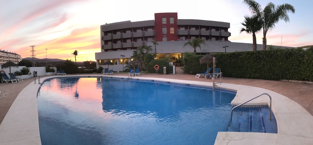 MONTERA PLAZA 4/49