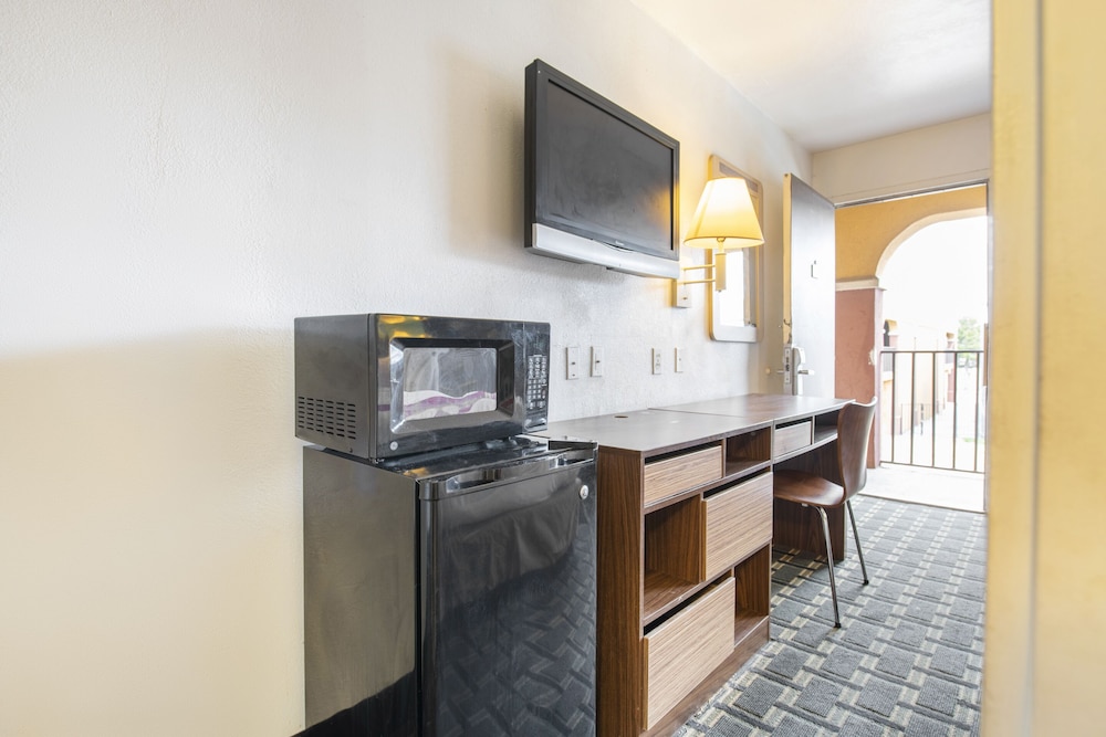Southern Comfort Hotel 16/24