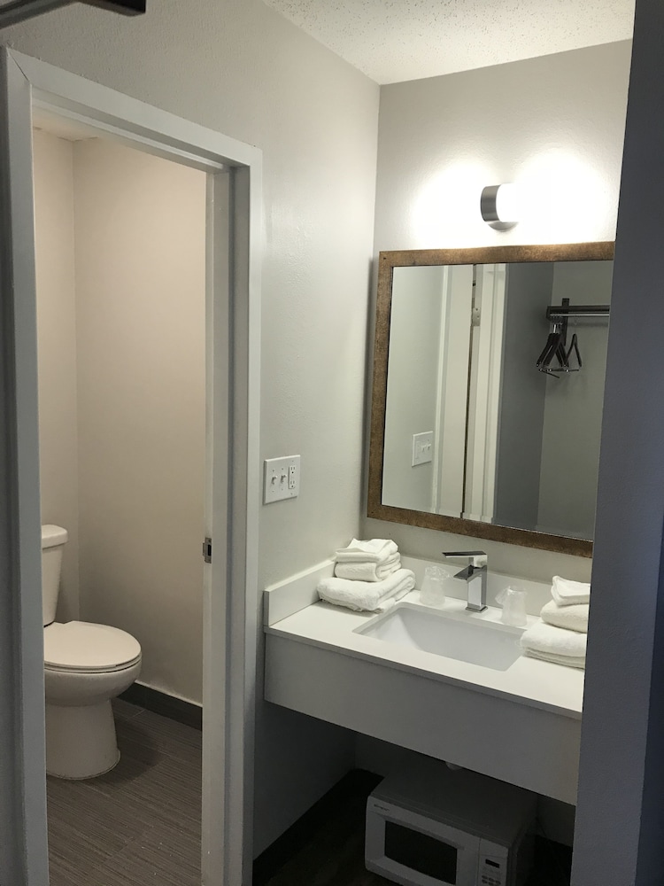 Baymont Inn And Suites By Wyndham Columbus / Near Osu 19/60