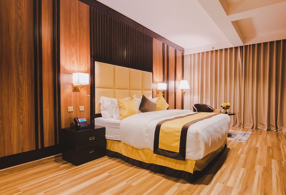 فندق السفينة الذهبية(Golden Ship Hotel) 24/45