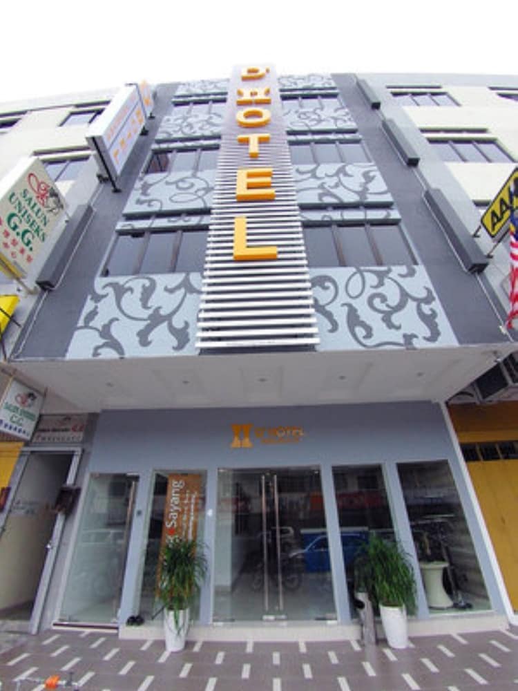 D' Hotel 1/23