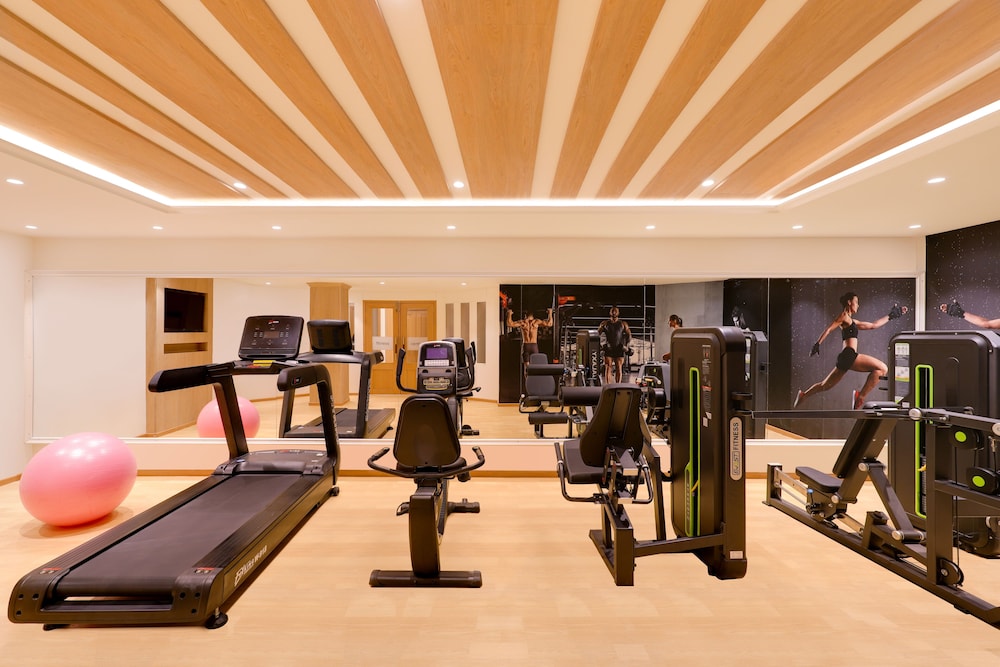 HOTEL SURENDRA VILAS 25/50