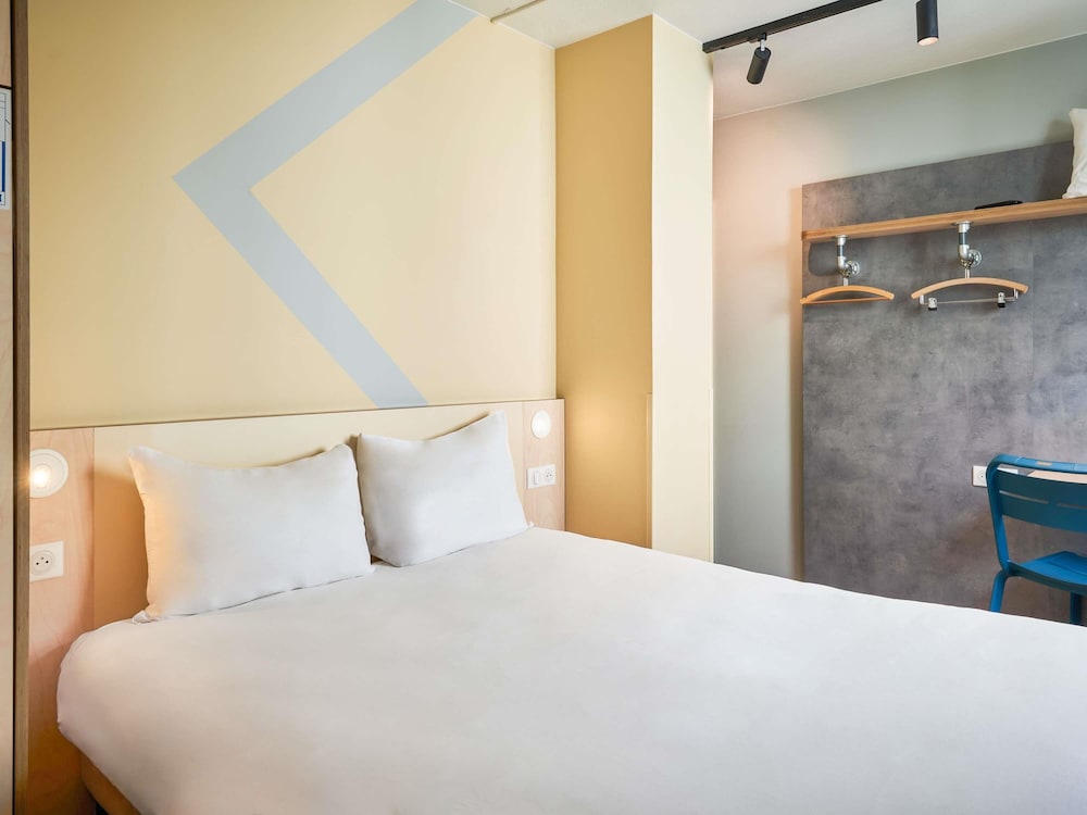 IBIS BUDGET SAINT MAURICE 29/55