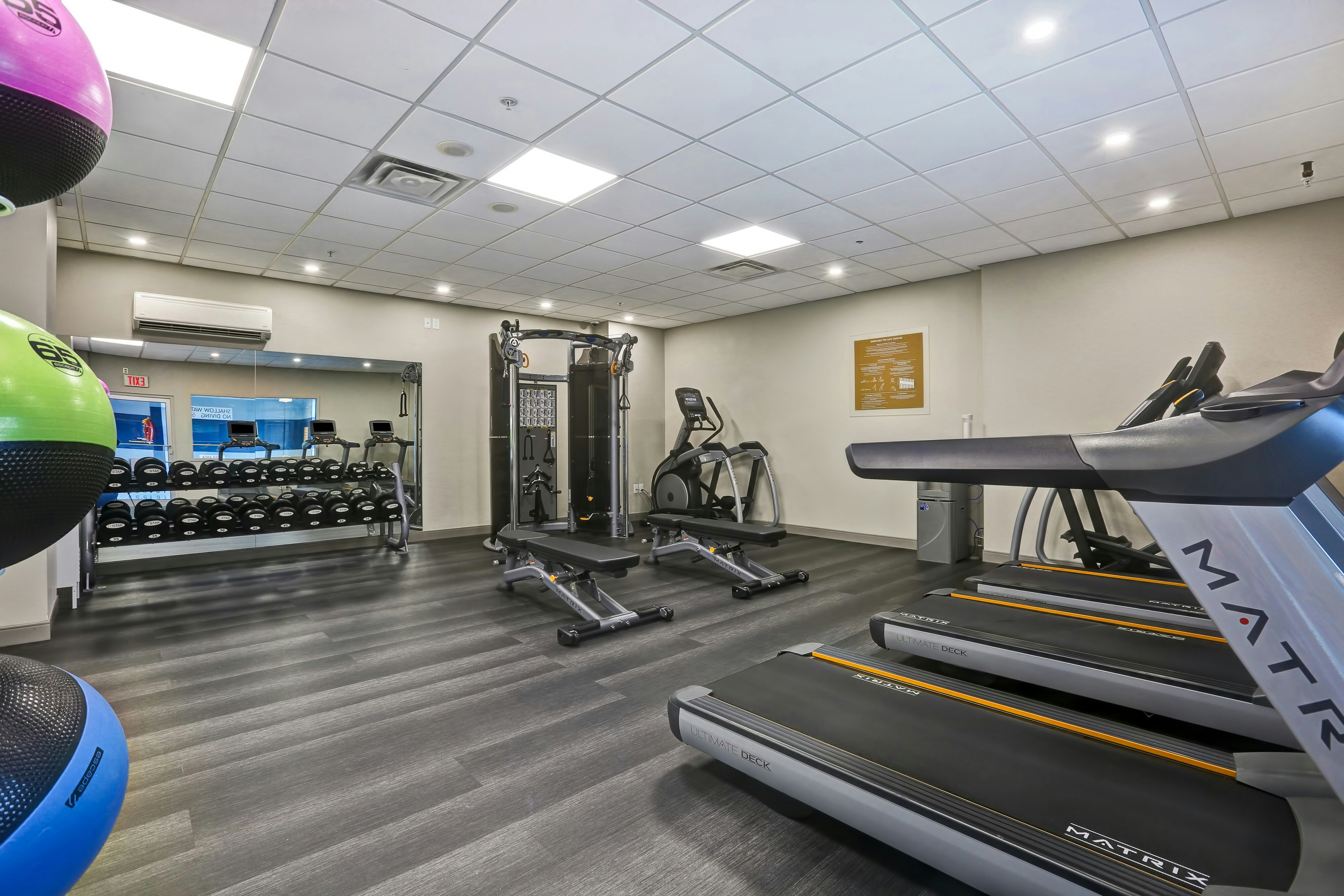 Four Points By Sheraton Toronto Mississauga 6/18