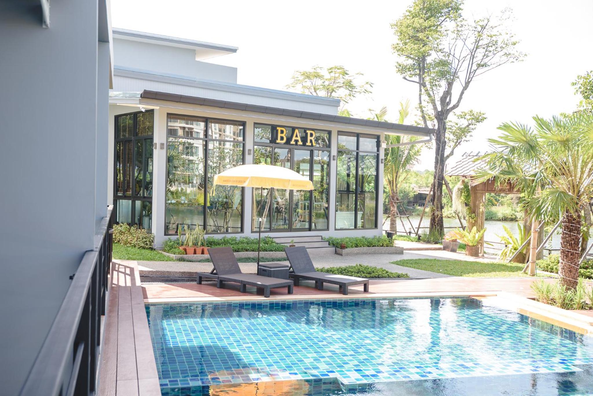 Phuengluang Riverside Hotel Chanthaburi 9/38
