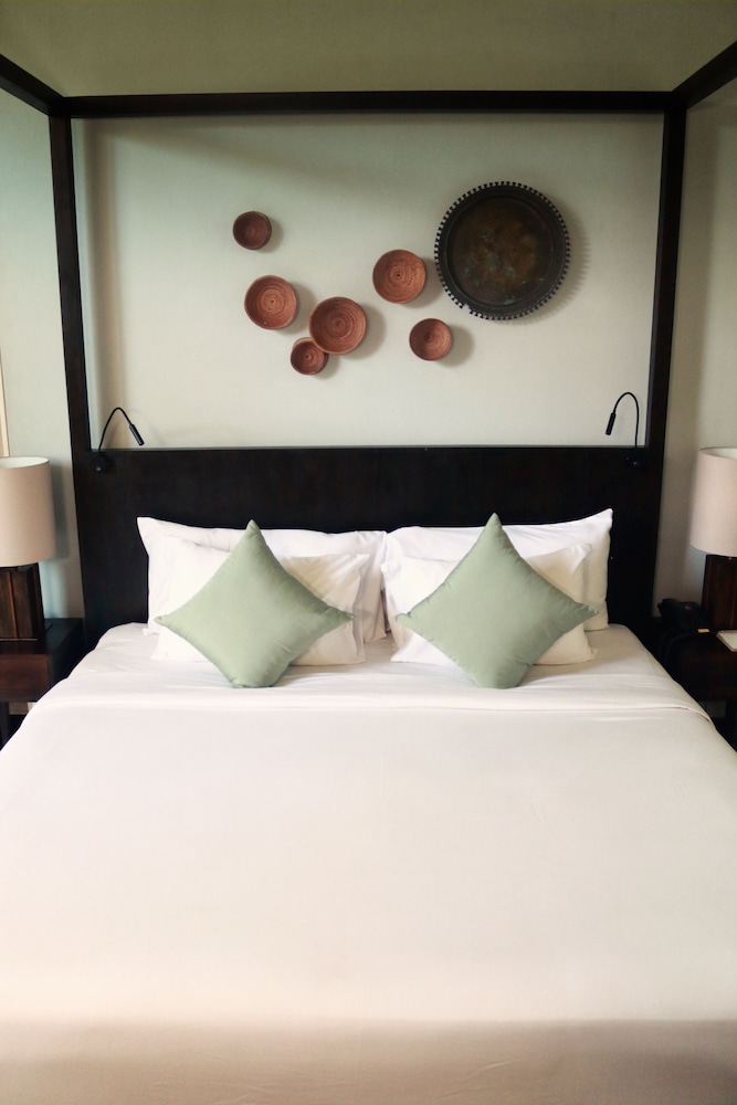 Hu U Villas Seminyak Bali 8/50