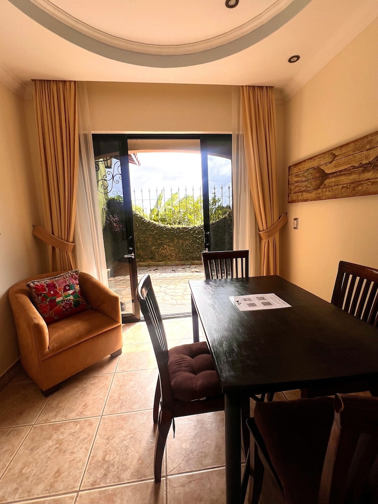Casas Del Toro Apartments 23/40