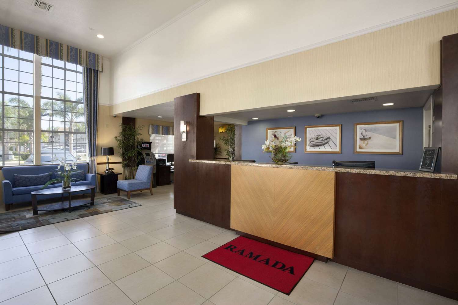 Ramada By Wyndham Costa Mesa/Newport Beach 3/38