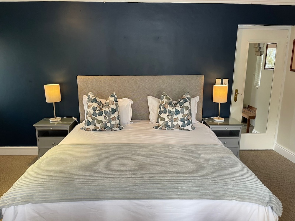 Plumwood Boutique Hotel 19/32