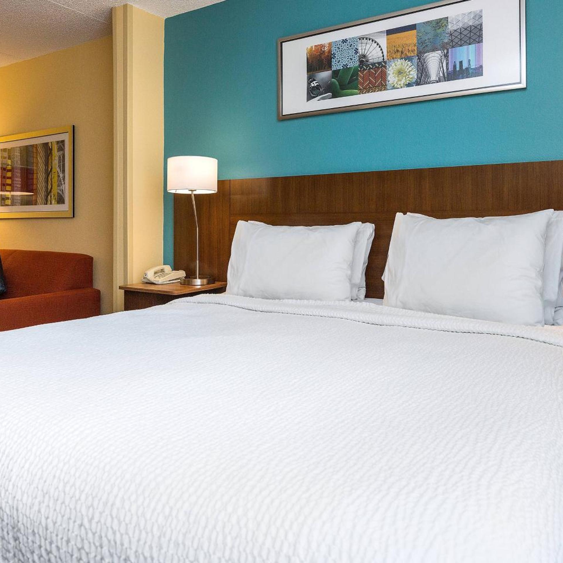 Room, King Bed, Bathtub, Accessible