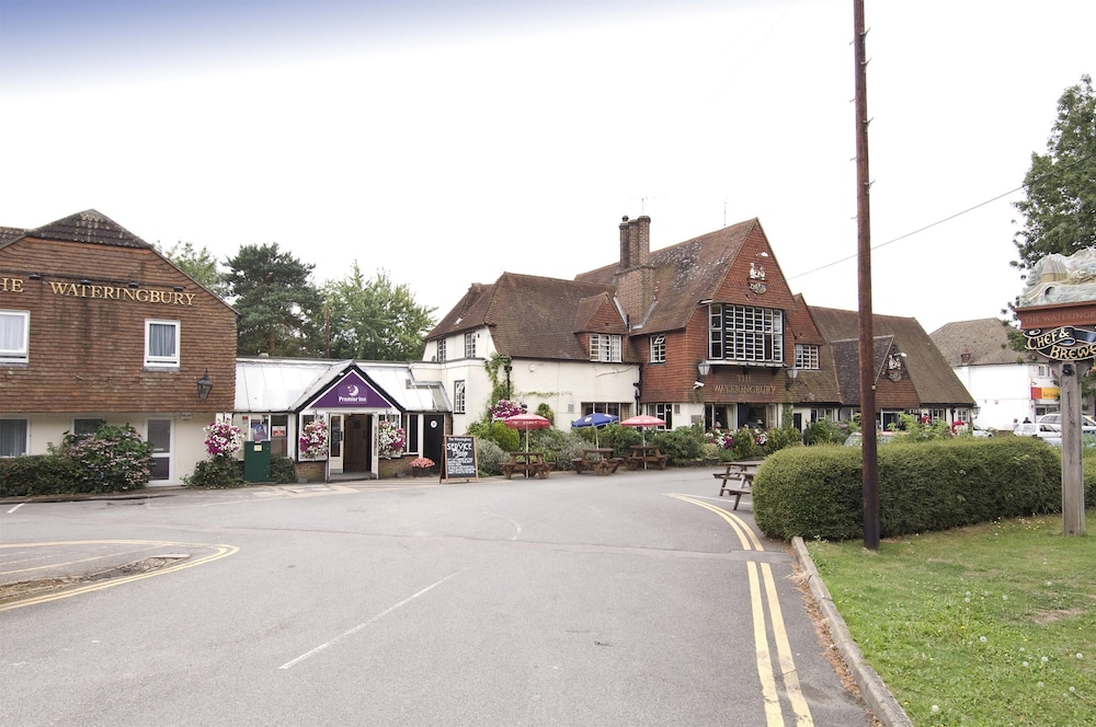 Premier Inn Maidstone (A26/Wateringbury) 28/33