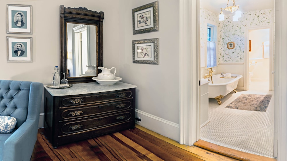 Mccall House Bed And Breakfast 9/50