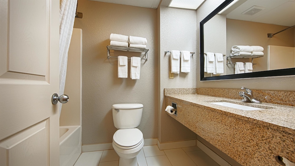 Best Western Lake Cumberland Inn 13/42