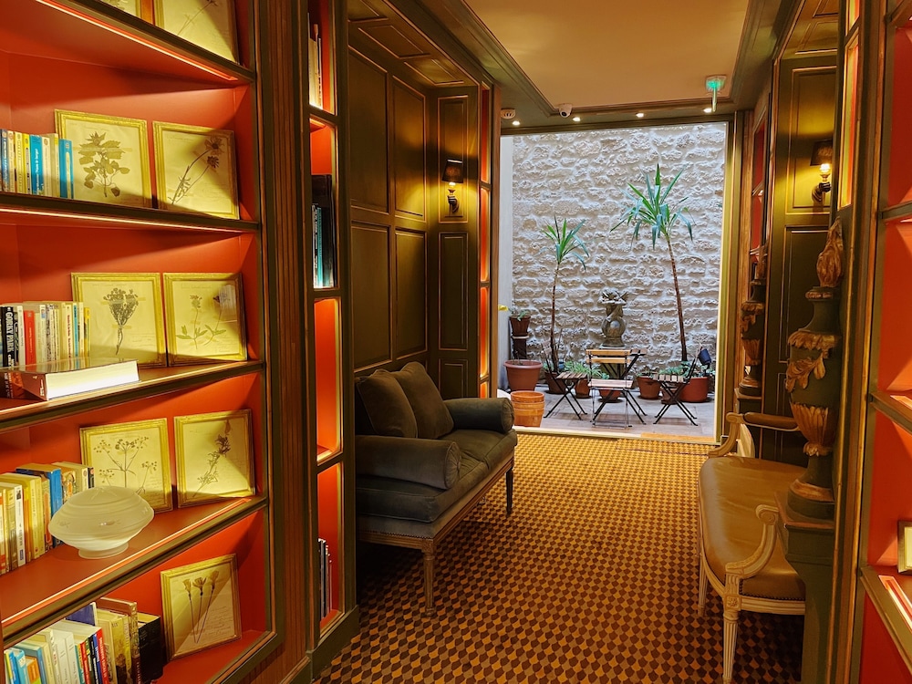 HOTEL DU VIEUX MARAIS 42/51