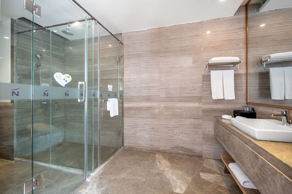 Novotel Huashan 42/50