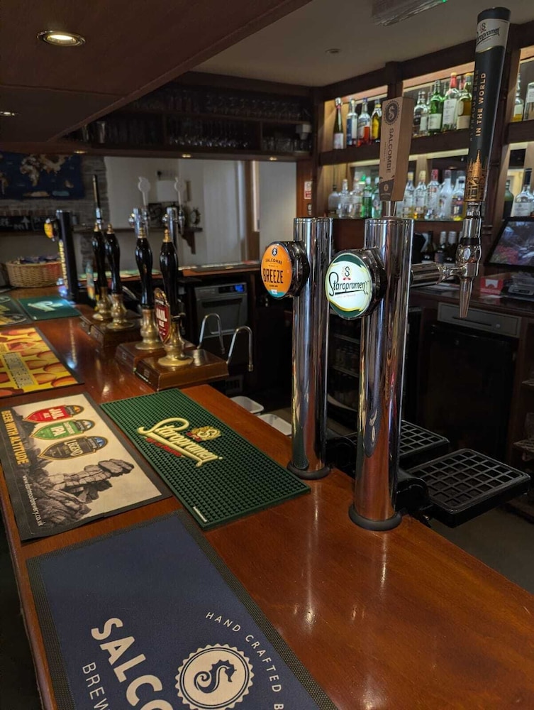 The Globe Inn 27/46