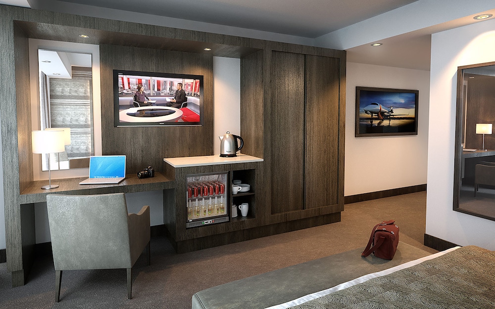 Legend Hotel Lagos Airport Curio Collection By Hilton 8/81