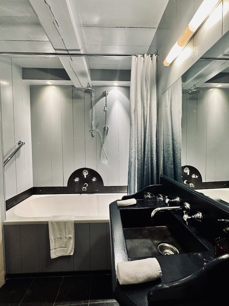 Suitehotel Posthoorn 25/50