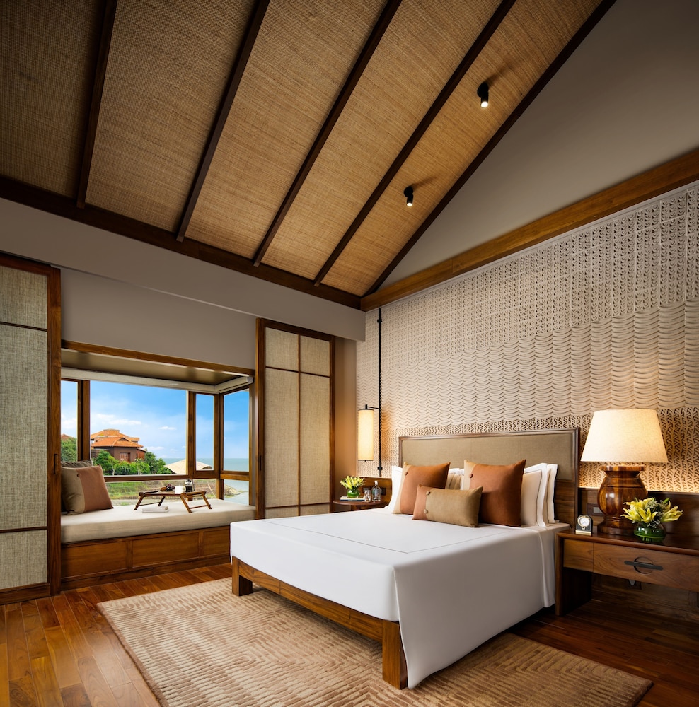 Taj Ganga Kutir Resort & Spa, Raichak 15/50