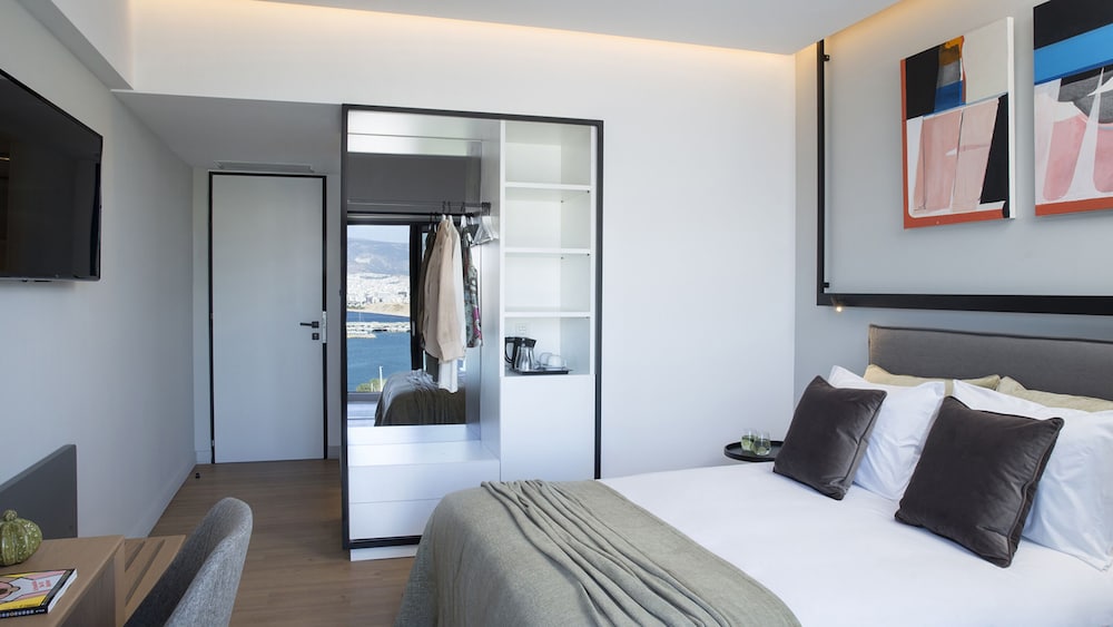 SUPERIOR, DOUBLE BED, SEA VIEW