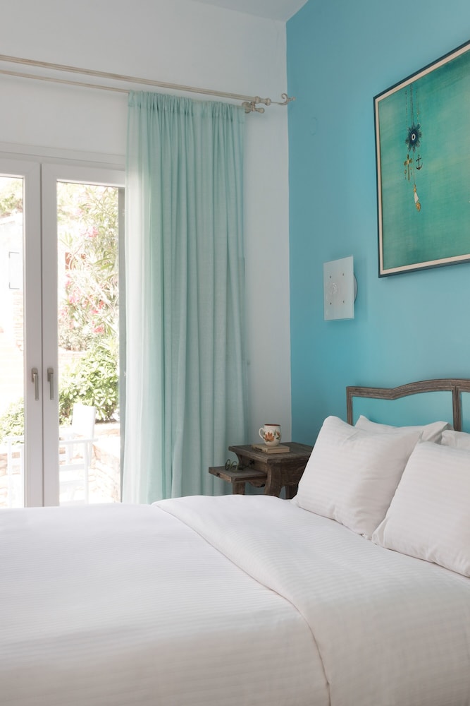 Tinos Resort Hotel 11/50