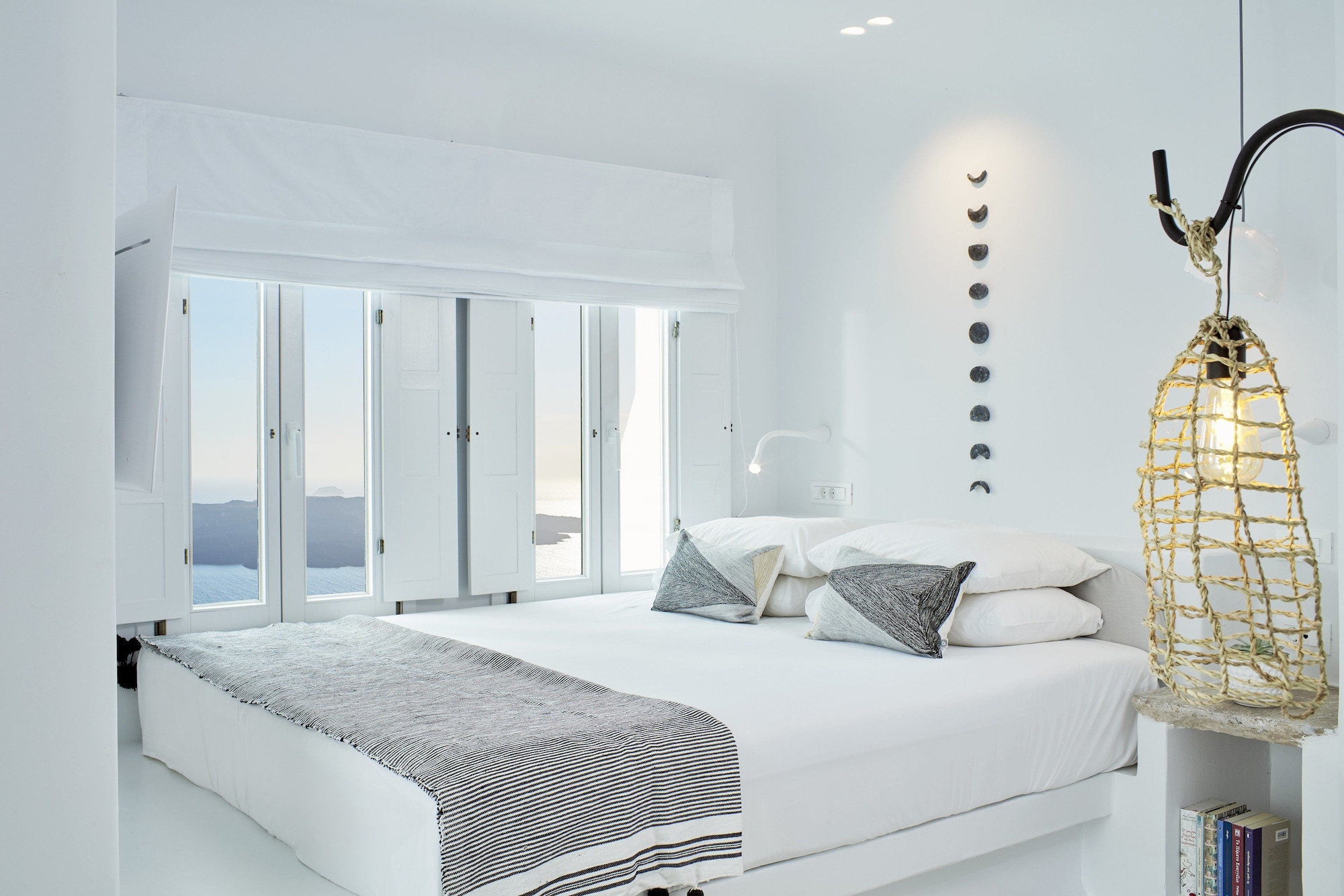 HONEYMOON, CLIFF, SUITE, OUTDOOR JETTED TUB
