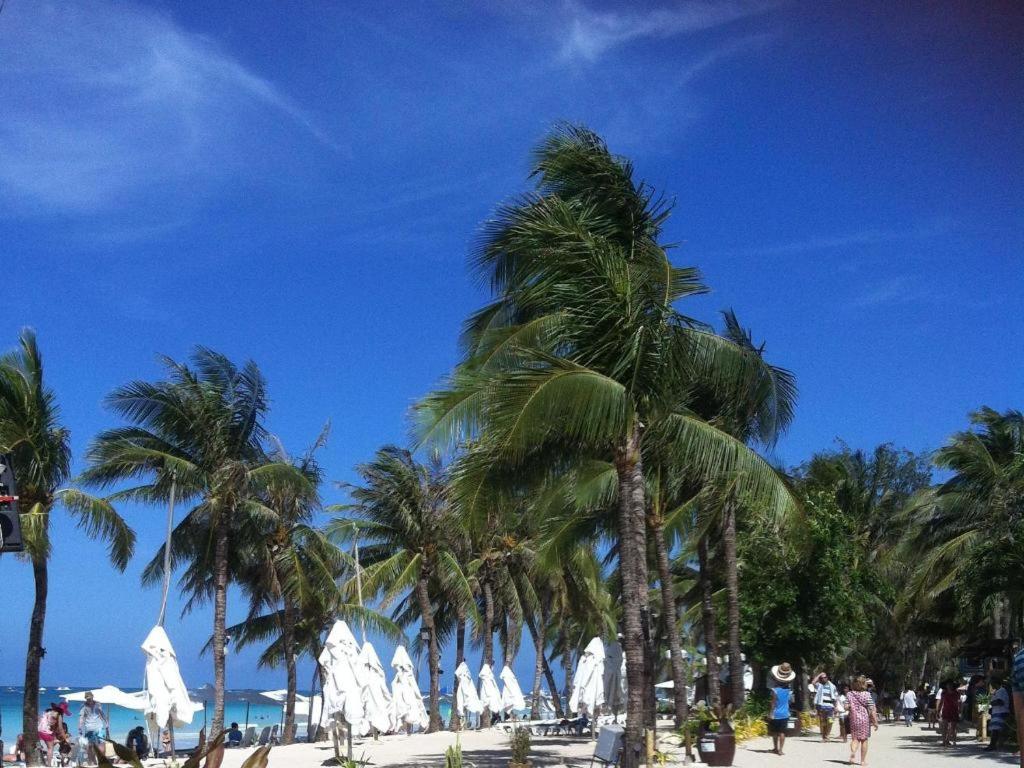 Amigos Beach Resort Boracay 27/32