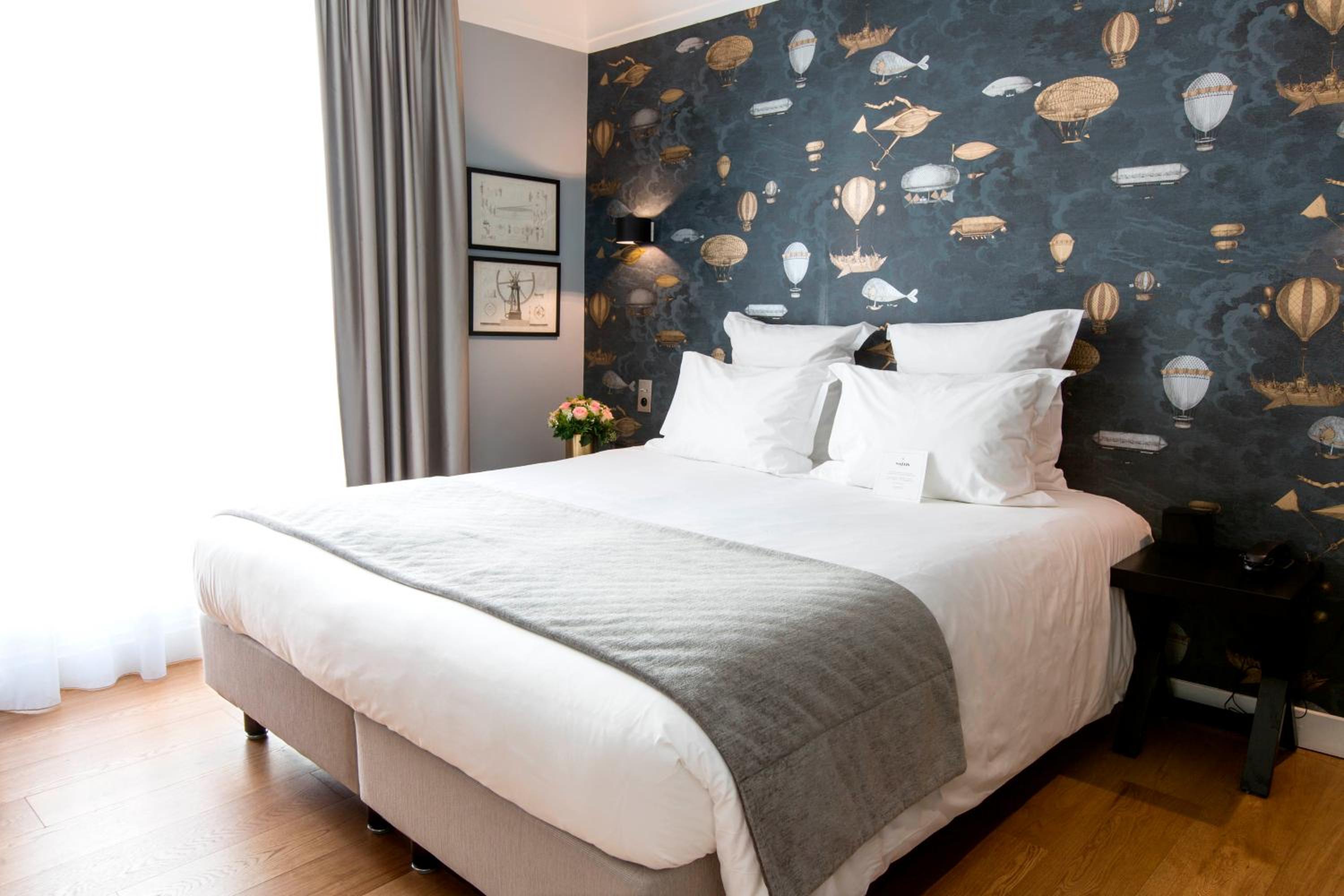 Double or Twin Bed, Balcony