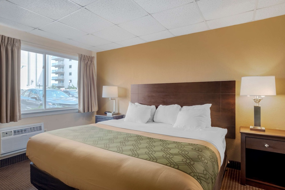 Quality Inn Ocean City Beachfront 23/30