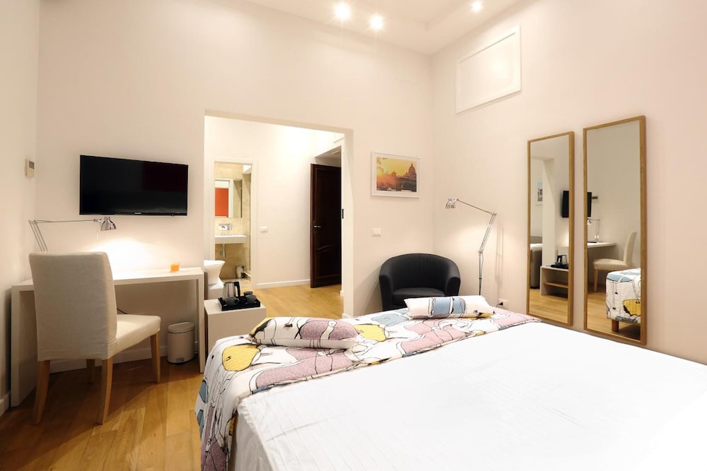 Sofia's Suites 17/46