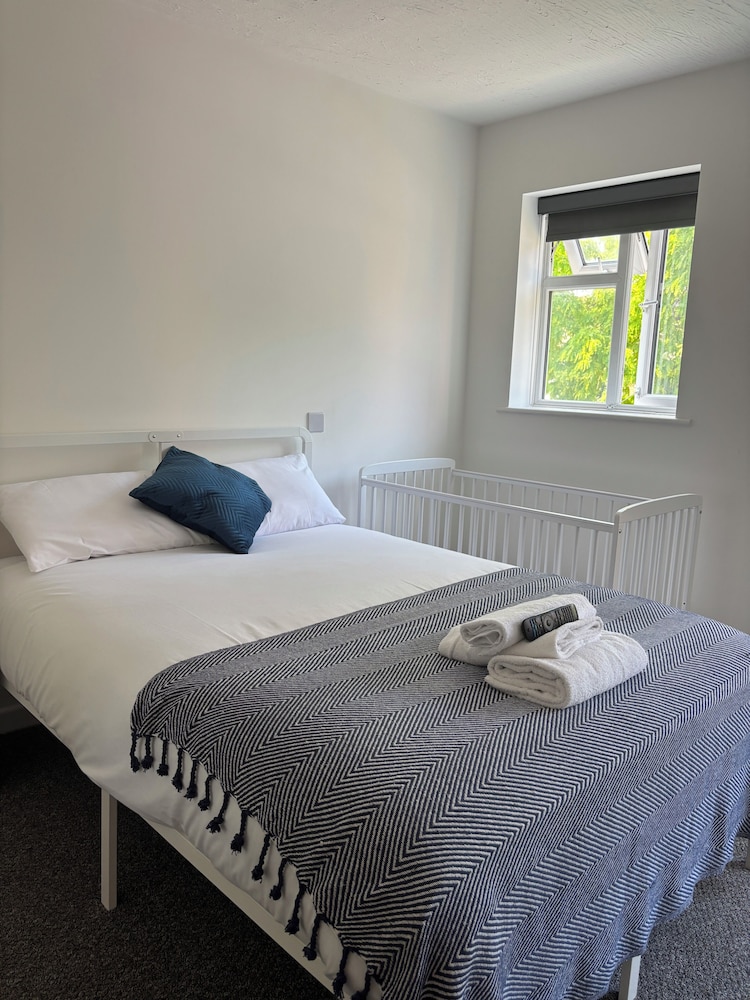 Room, Double Bed