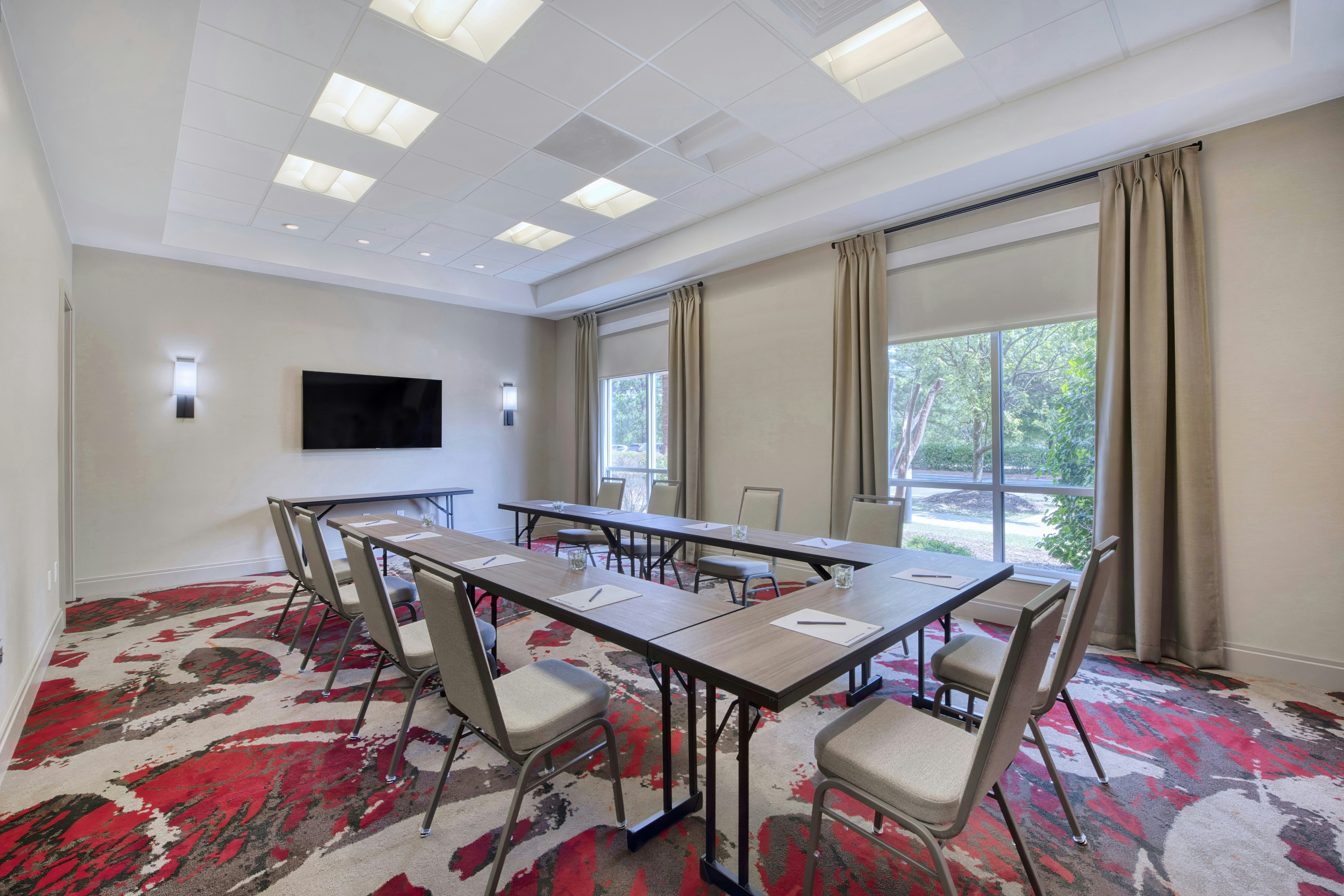 Doubletree By Hilton Raleigh Cary 51/51