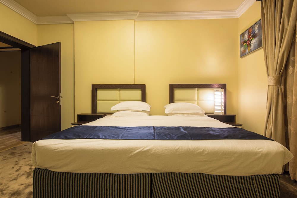فندق لاهويا جدة(Lahoya Hotel & Suites) 11/28