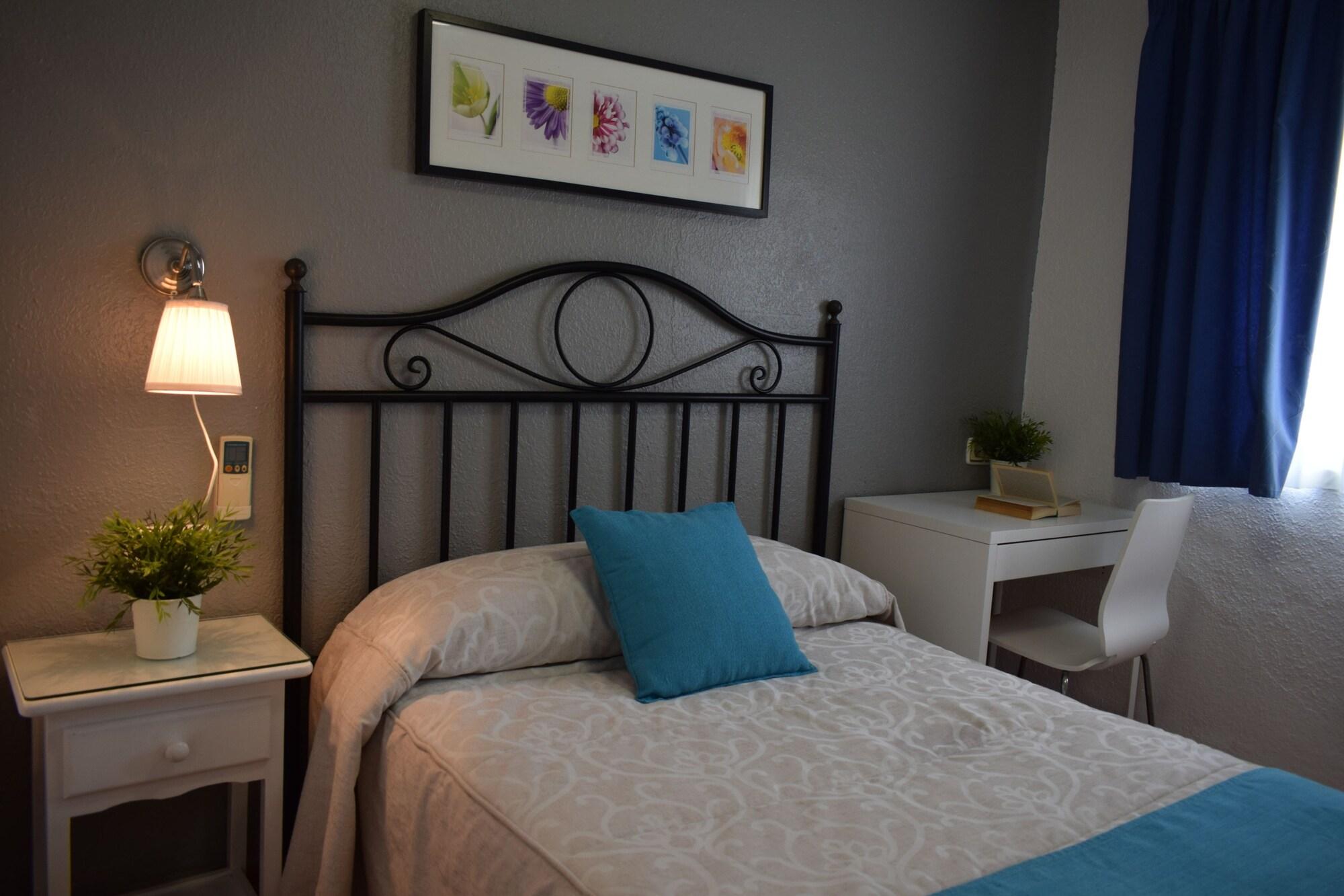Hostal Juan De Austria 26/50