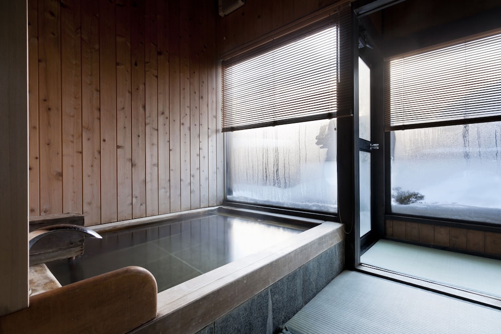 Okada Ryokan Warakutei 15/50