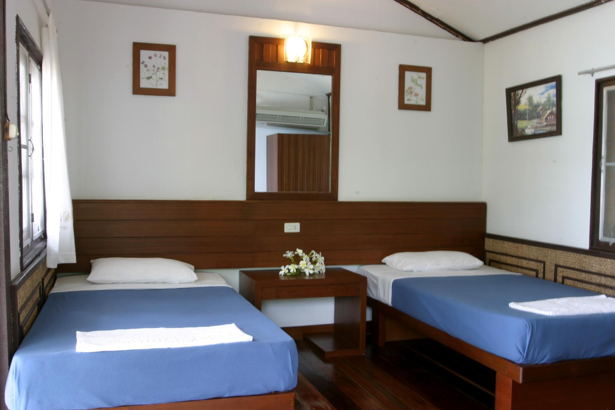 Private, Cottage