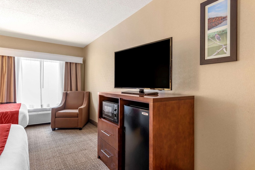 Comfort Inn & Suites Morehead 20/28