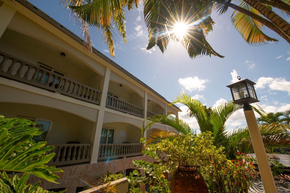The Lazy Parrot Inn Amp Mini Resort 2/69