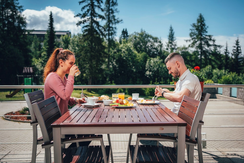 Panorama Hotel Strbske Pleso 72/85