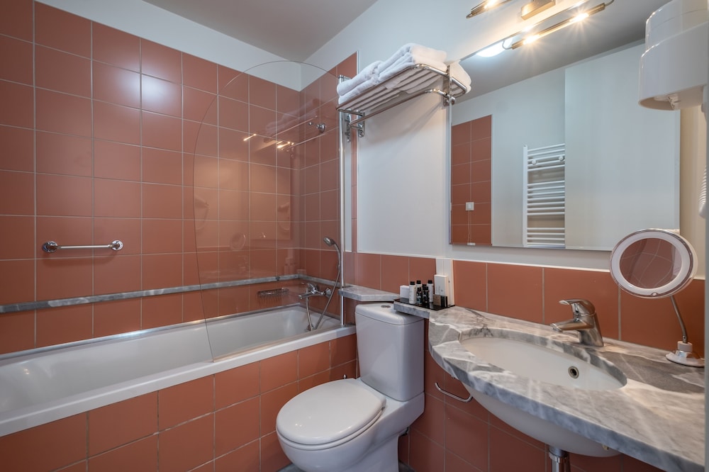 Grand Sarai Nafplio 23/75