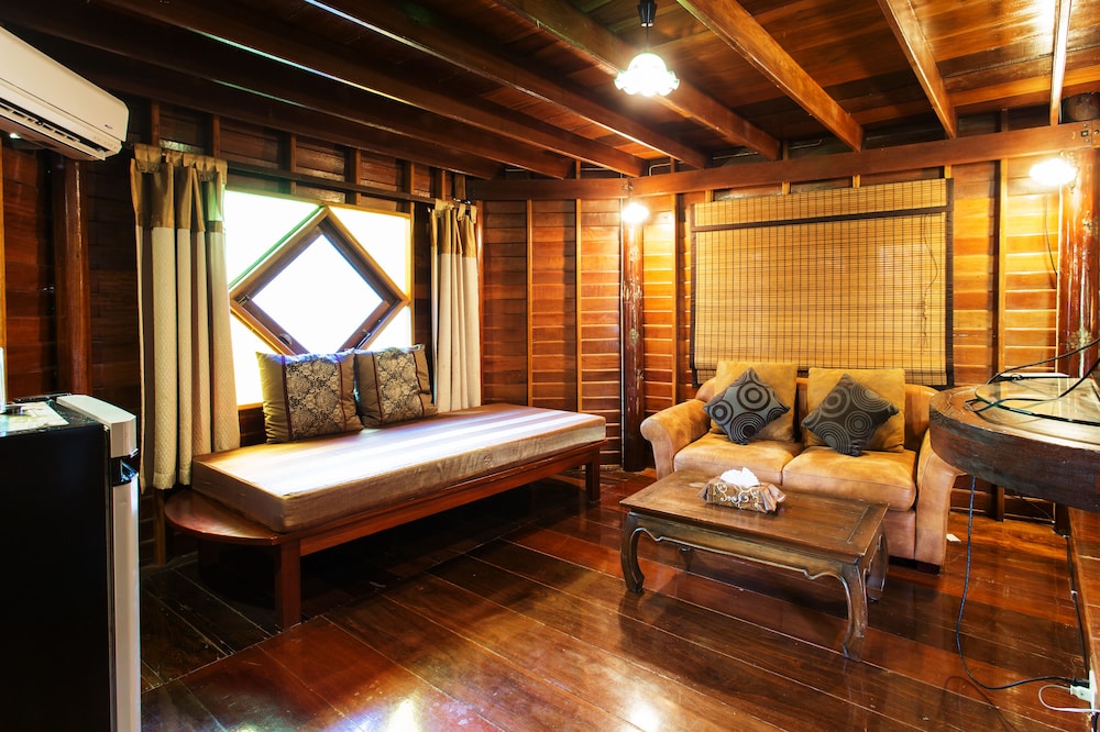 Kaengkrachan Boathouse Paradise Resort 57/78
